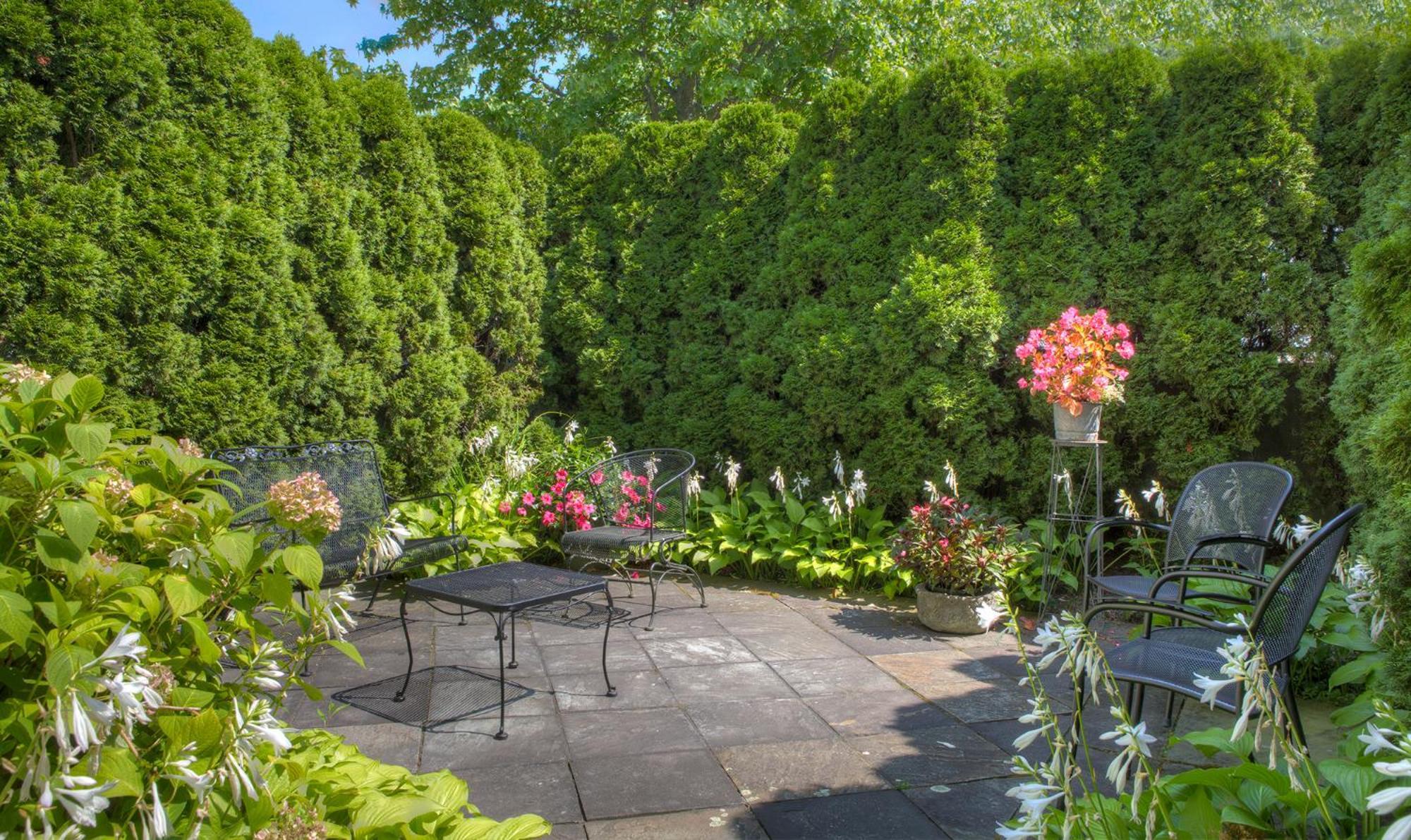 Francis Malbone House Bed & Breakfast Нюпорт Екстериор снимка