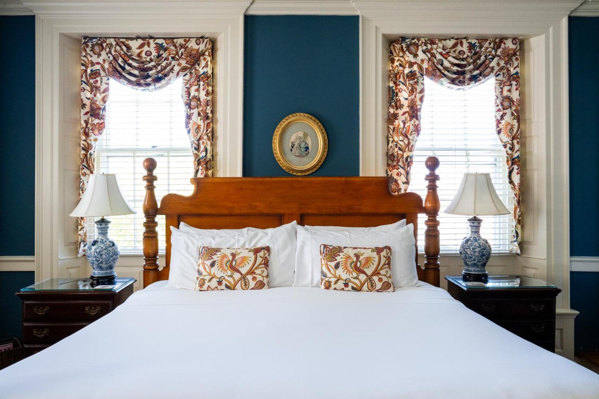 Francis Malbone House Bed & Breakfast Нюпорт Екстериор снимка