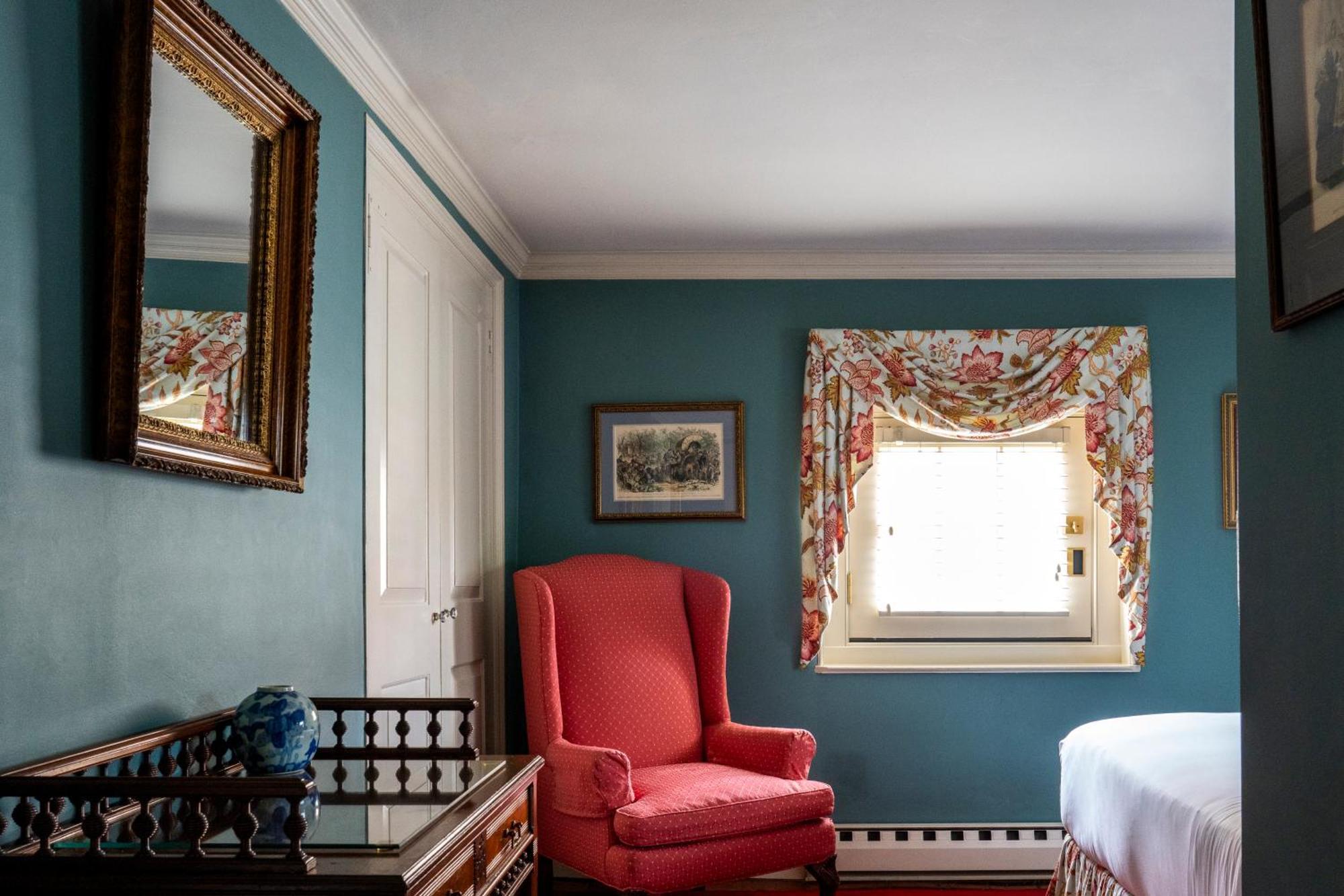 Francis Malbone House Bed & Breakfast Нюпорт Екстериор снимка
