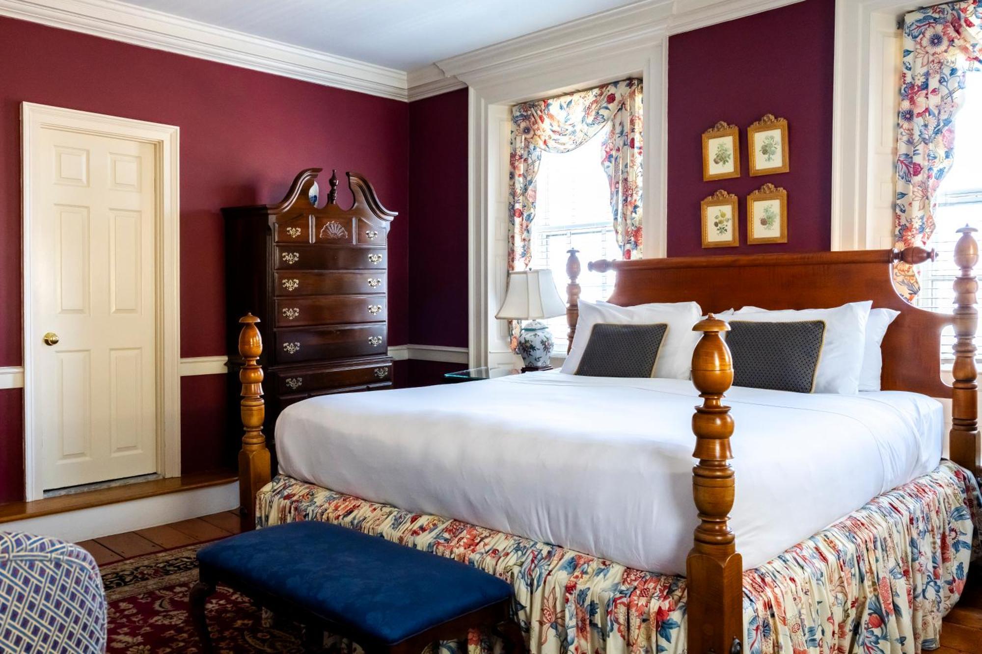 Francis Malbone House Bed & Breakfast Нюпорт Екстериор снимка