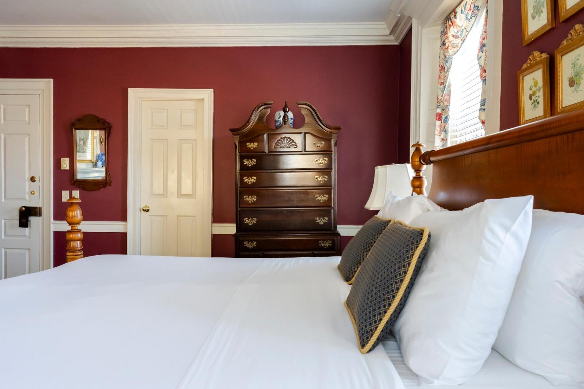 Francis Malbone House Bed & Breakfast Нюпорт Екстериор снимка
